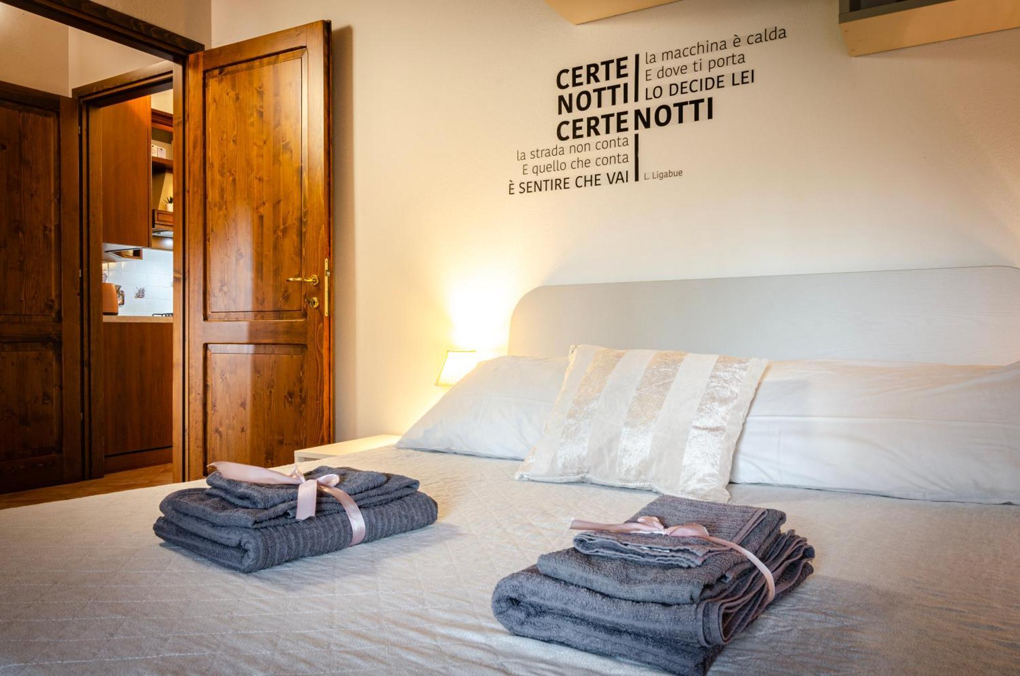 Casa Quarto Di Luna Куарто-Инферьоре Экстерьер фото