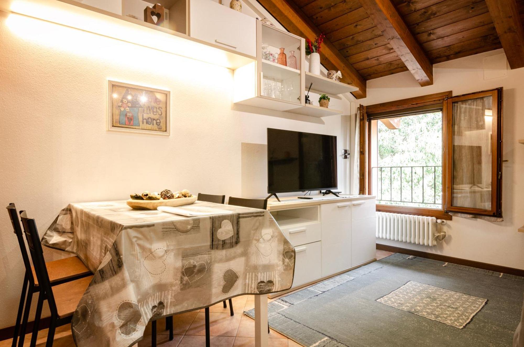 Casa Quarto Di Luna Куарто-Инферьоре Экстерьер фото